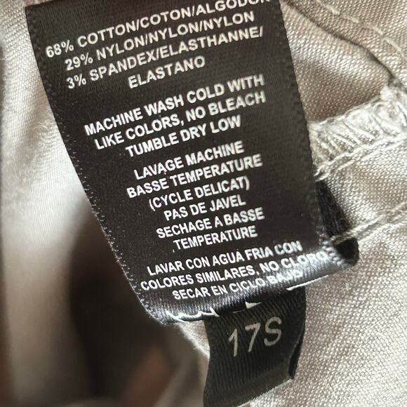 KUHL Legendary Womens Gray Cargo Convertible Roll Up Hiking Pants Size 12 - Picture 8 of 11